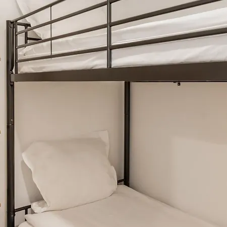 Les Ecrins De Kayla -piscine - Sauna Appartement *
